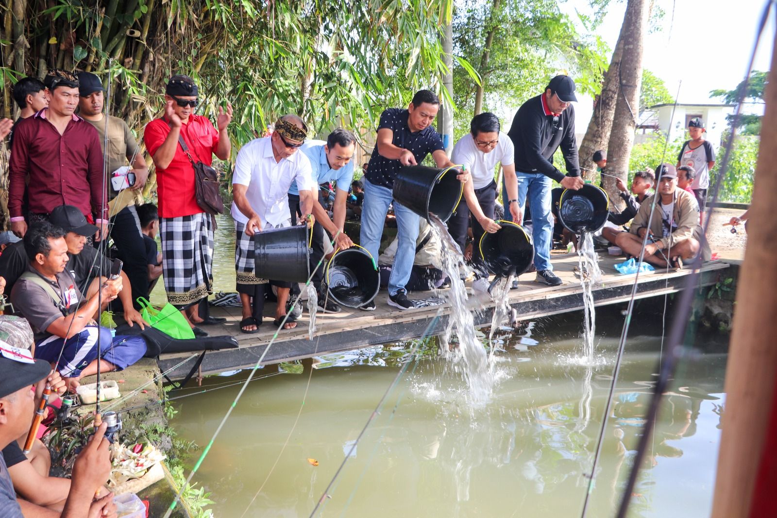 podiumnews.com-Sekda Badung Buka Lomba Mancing di Panglan Kelodan 