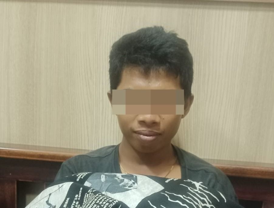 podiumnews.com-Kepergok Polisi Kendarai Motor Curian