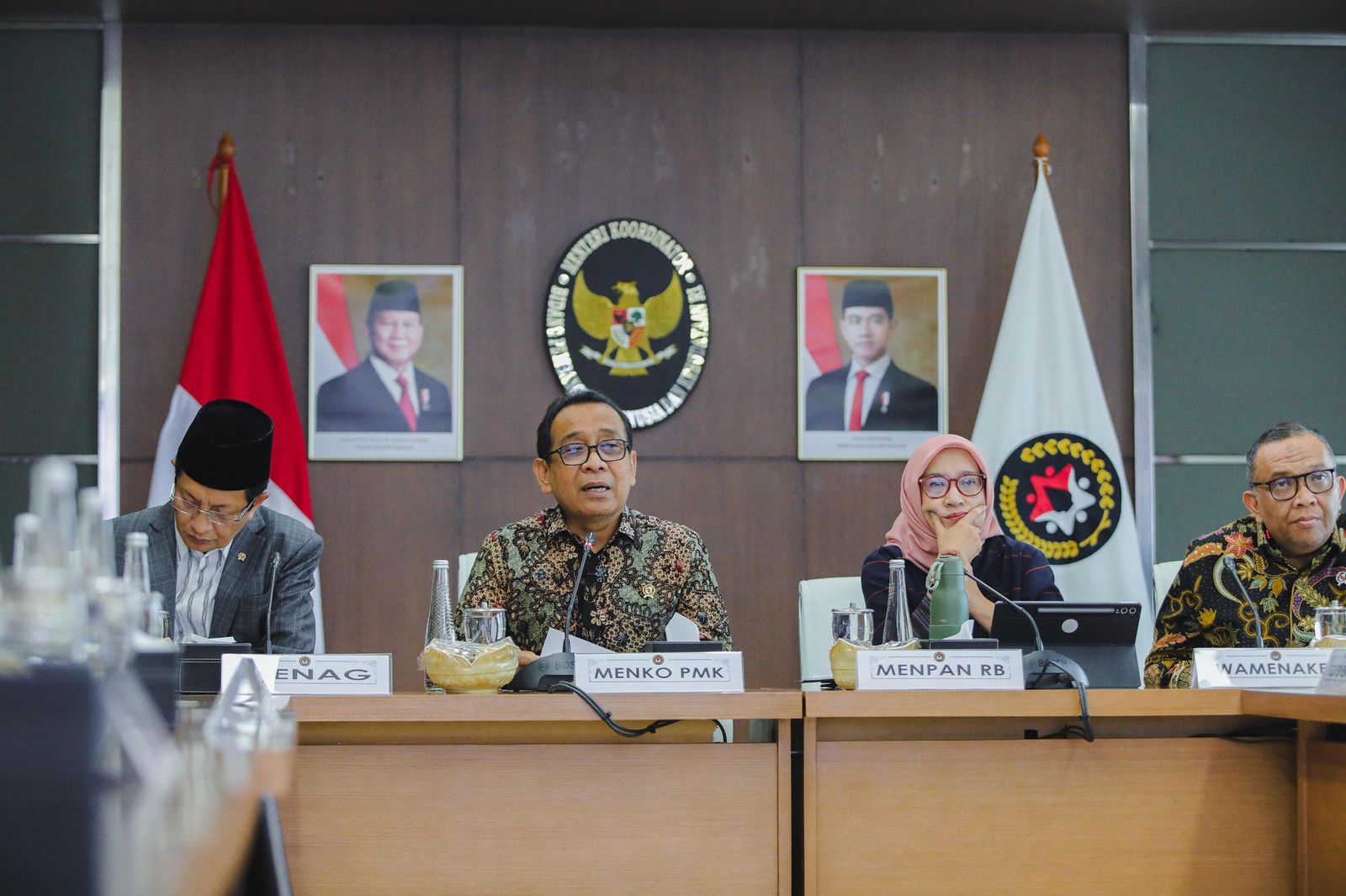 podiumnews.com-Pemerintah Tetapkan 17 Hari Libur dan 8 Cuti 2026