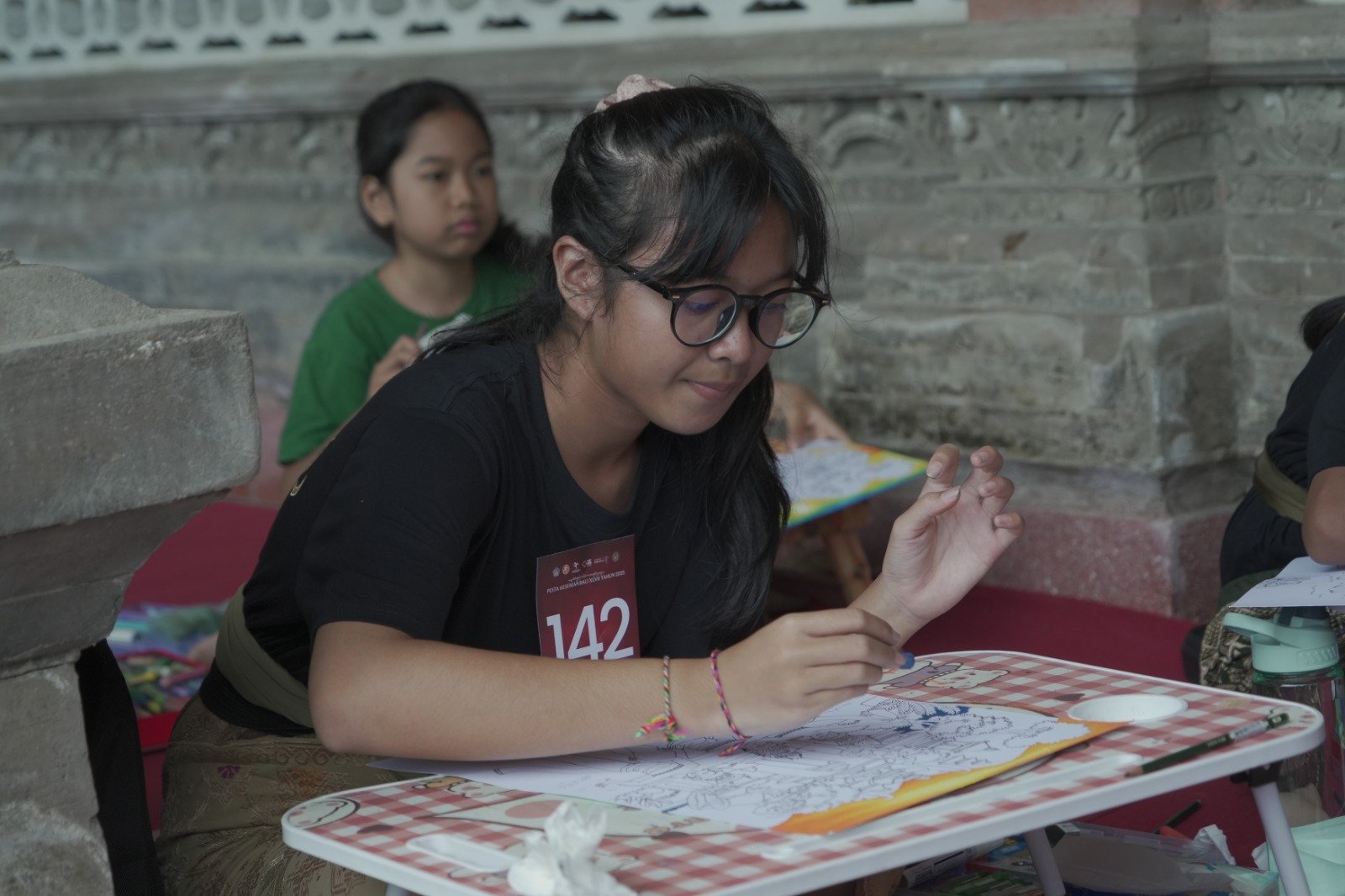 Lima Anak Badung Ikuti Lomba Warnai Tari Rejang di PKB