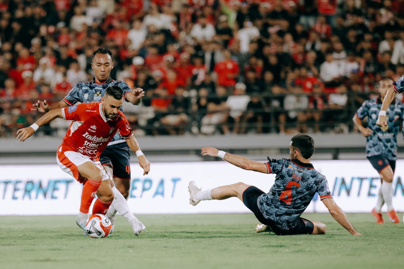 Gol Perdana Mirza Mustafic Bawa Kemenangan Perdana Bali United