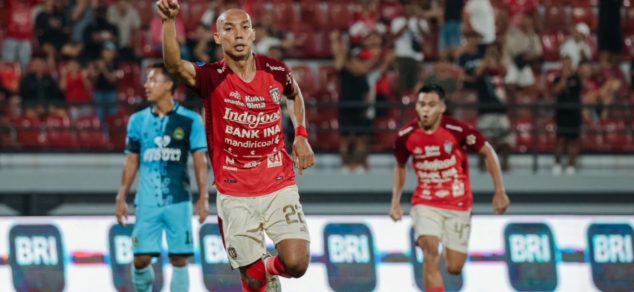 podiumnews.com-Bali United Gunduli Persikabo 2-0