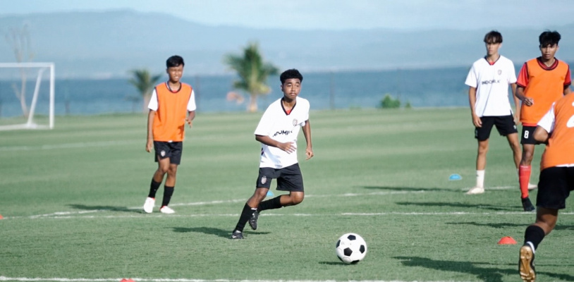 Remaja Flores Ingin Jadi Pemain Bali United