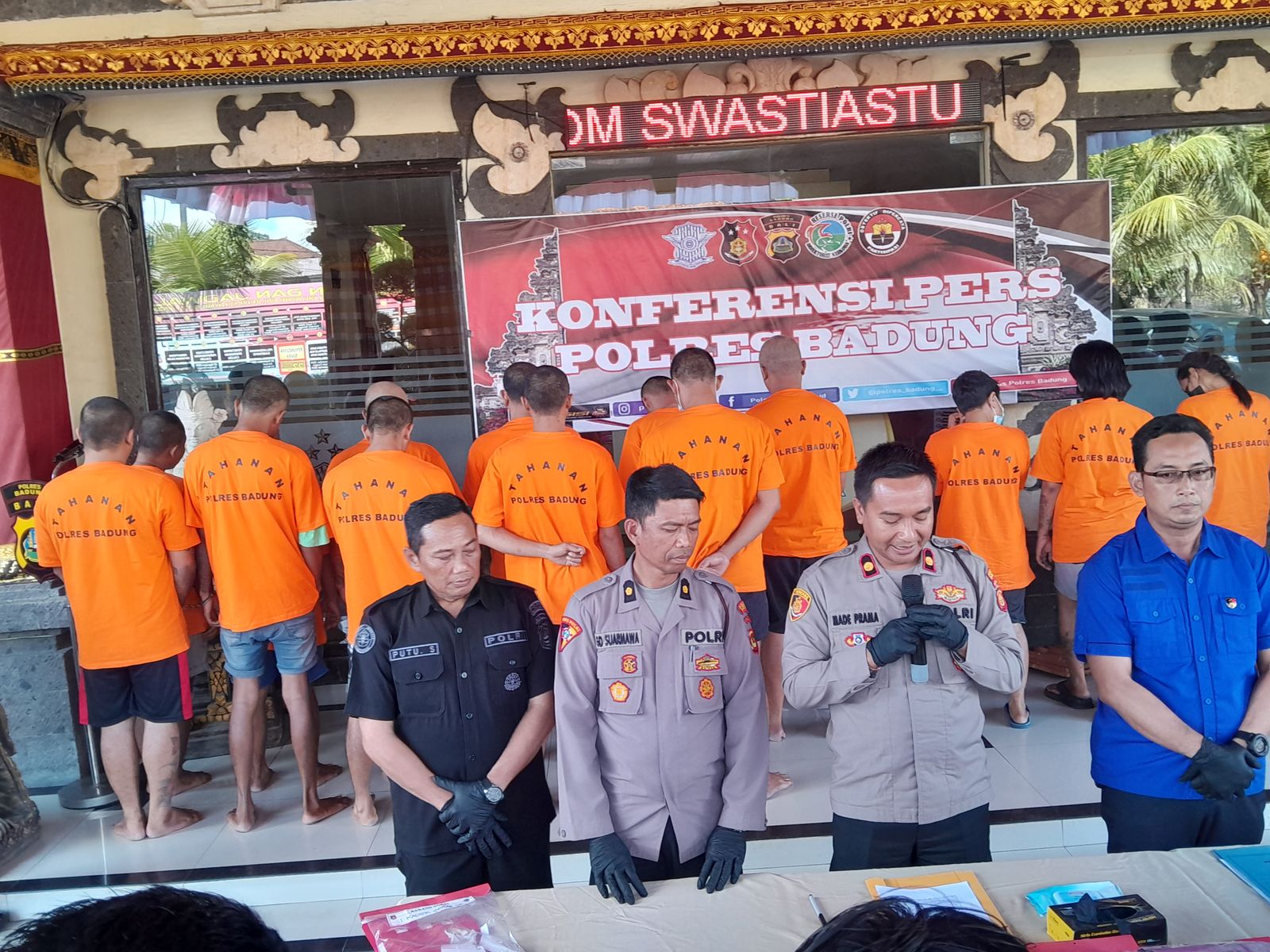 podiumnews.com-Belasan Pelaku Narkoba di Badung Dibekuk