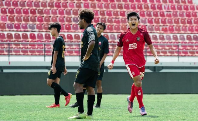 podiumnews.com-Pande Dwi Cetak Hattrick