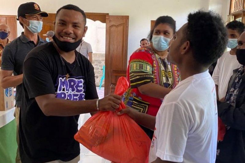 podiumnews.com-IMMAPA Bali Salurkan Bantuan Kepada Pelajar/Mahasiswa Papua