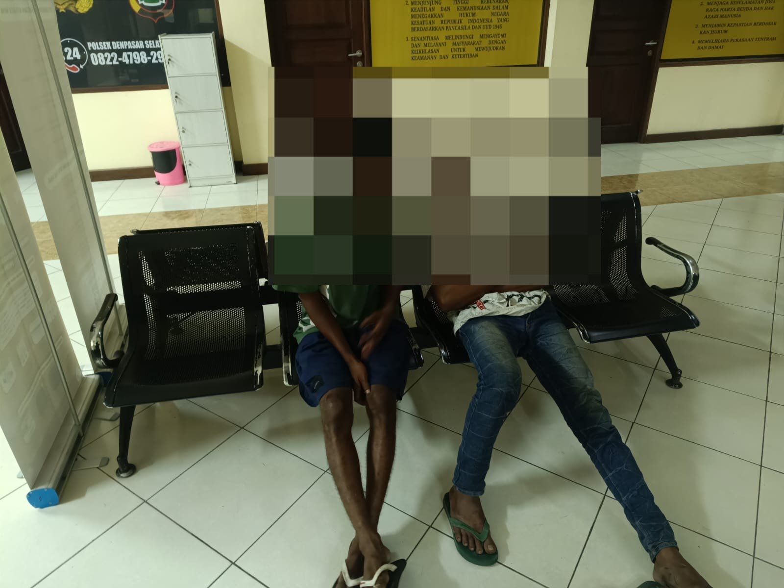 Dua Pria Mabuk Tabrak Grab di Denpasar Selatan