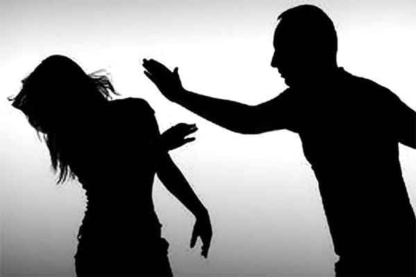 podiumnews.com-Polisi Ngaku Sudah Deteksi Pelaku Pengaiayaan Artis Jennifer Coppen