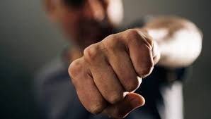 podiumnews.com-Viral Kasus Aniaya di Renon Berujung Damai