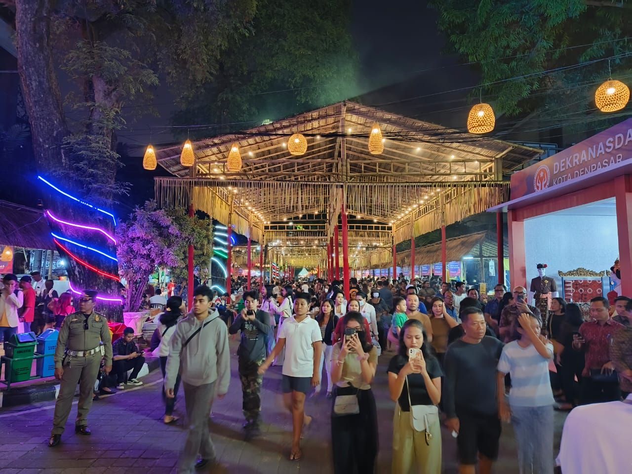 podiumnews.com-Transaksi di Denfest Capai Rp 4,9 Miliar Lebih