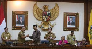 podiumnews.com- Fraksi PDIP DPRD Bali Beri Peluang Pemkab/Pemkot Naikkan Porsi Saham di JBM