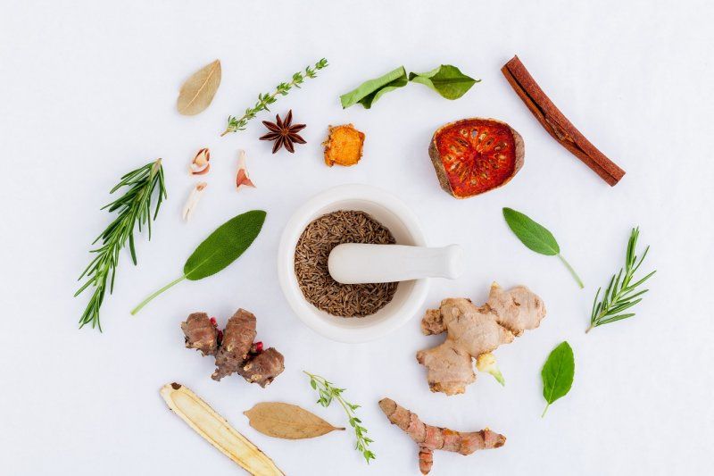 podiumnews.com-Belum Ada Obat Herbal Indonesia untuk Lawan Covid-19