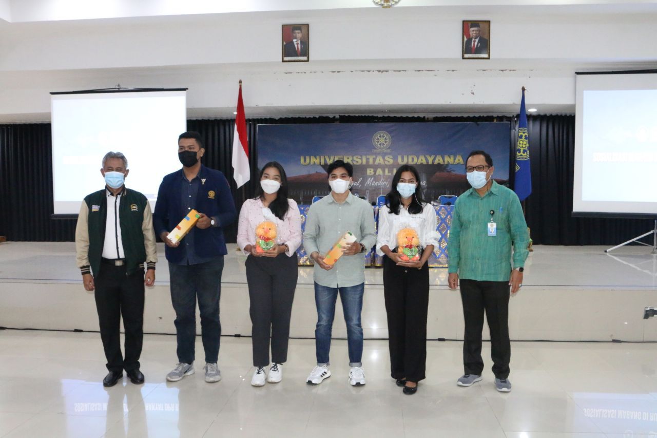 podiumnews.com-Sosialisasi ‘Magang di Rumah Rakyat’ di Unud
