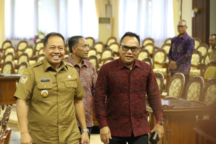 podiumnews.com- Dewan Sepakat Pendapat Gubernur atas Ranperda Pemberian Insetif dan Kemudahan Investasi