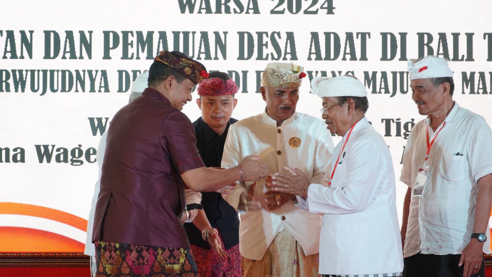 podiumnews.com-Sukahet Kembali Jabat Ketua MDA Bali