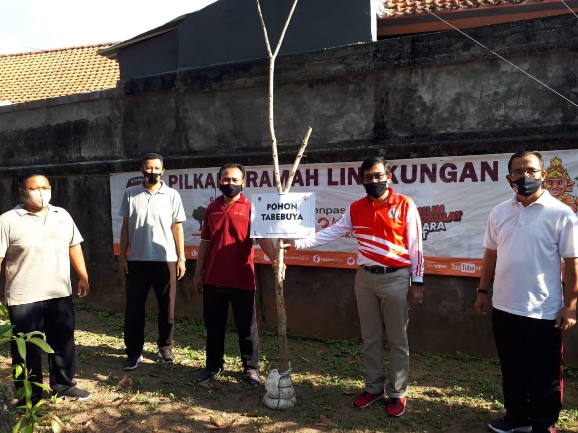 podiumnews.com-Peringati Tumpek Wariga, PPK Dentim Deklarasi Pilkada Ramah Lingkungan