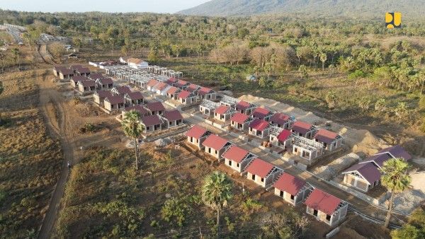 podiumnews.com-Pembangunan Rumah Bagi Terdampak Badai di NTT Capai 39,65 Persen