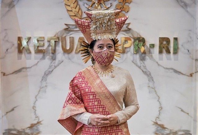 podiumnews.com-Baca Teks Proklamasi, Puan Renungi Perjuangan Sang Kakek 76 Tahun Lalu