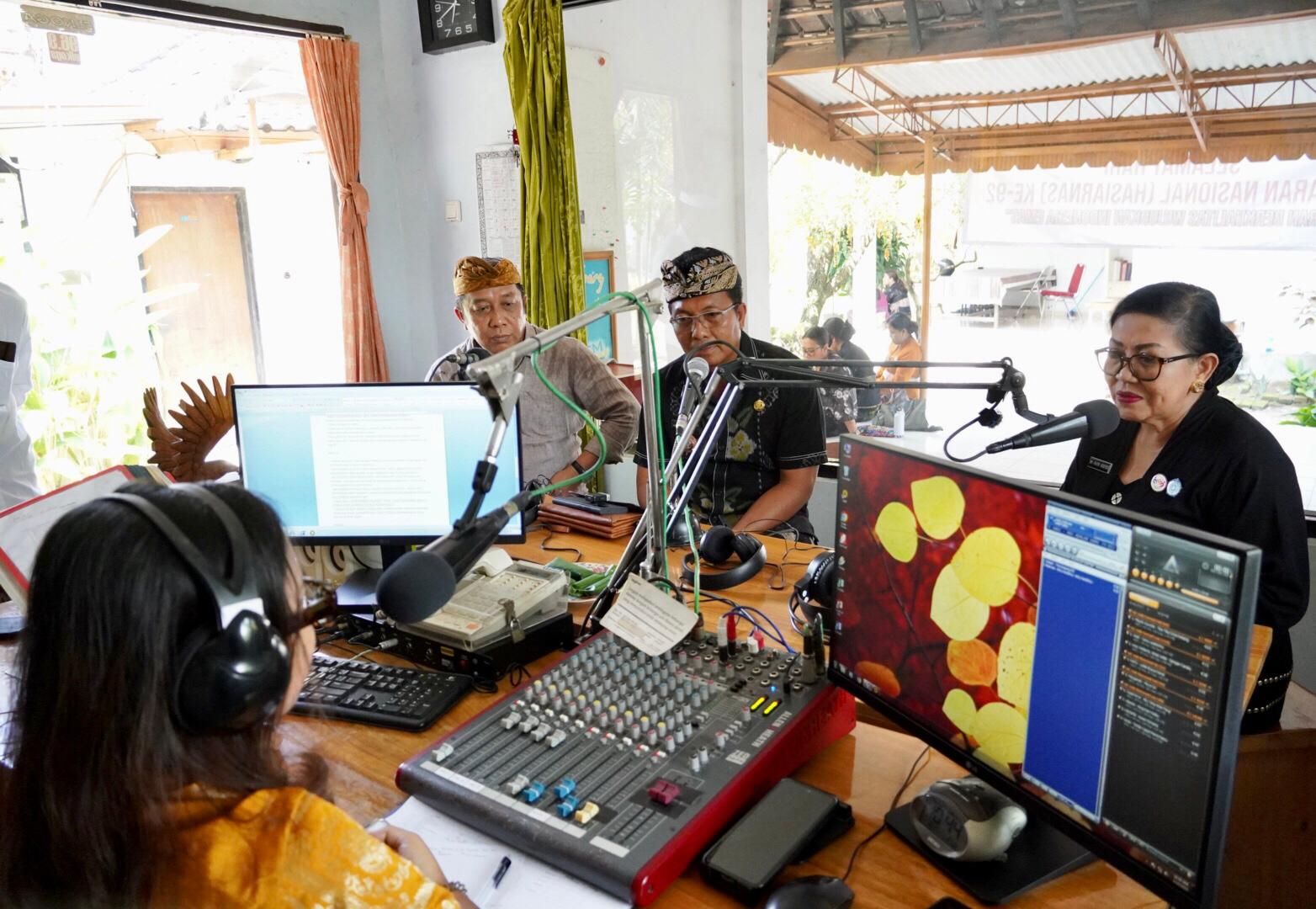 podiumnews.com- Putri Koster: Sampah, Tanggung Jawab Rumah Tangga