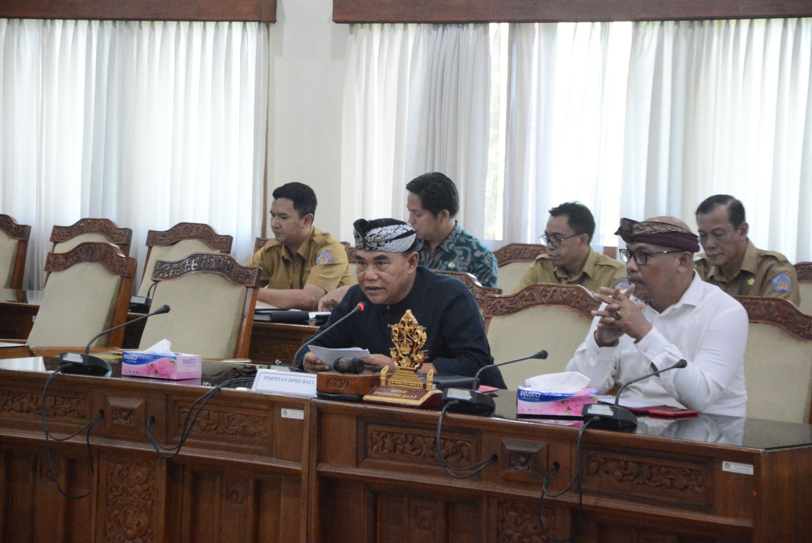 podiumnews.com-Dewan-Pj Gubernur Desak Segera Bangun Terminal LNG