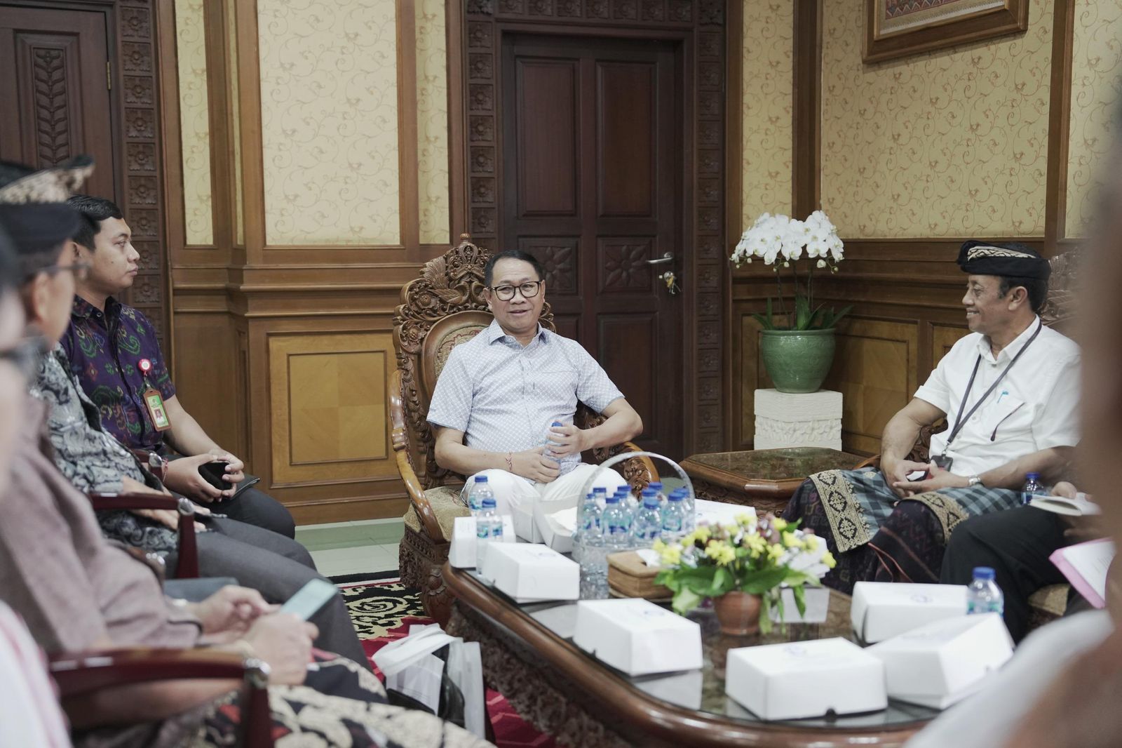 podiumnews.com-Wabup Suiasa-Ketua PHDI Badung Rakor Soal Perkawinan