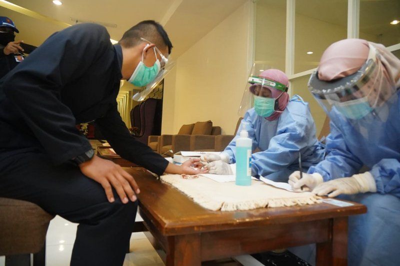 podiumnews.com-Satgas COVID-19 Kota Madiun Periksa Penerapan Prokes di Sejumlah Hotel