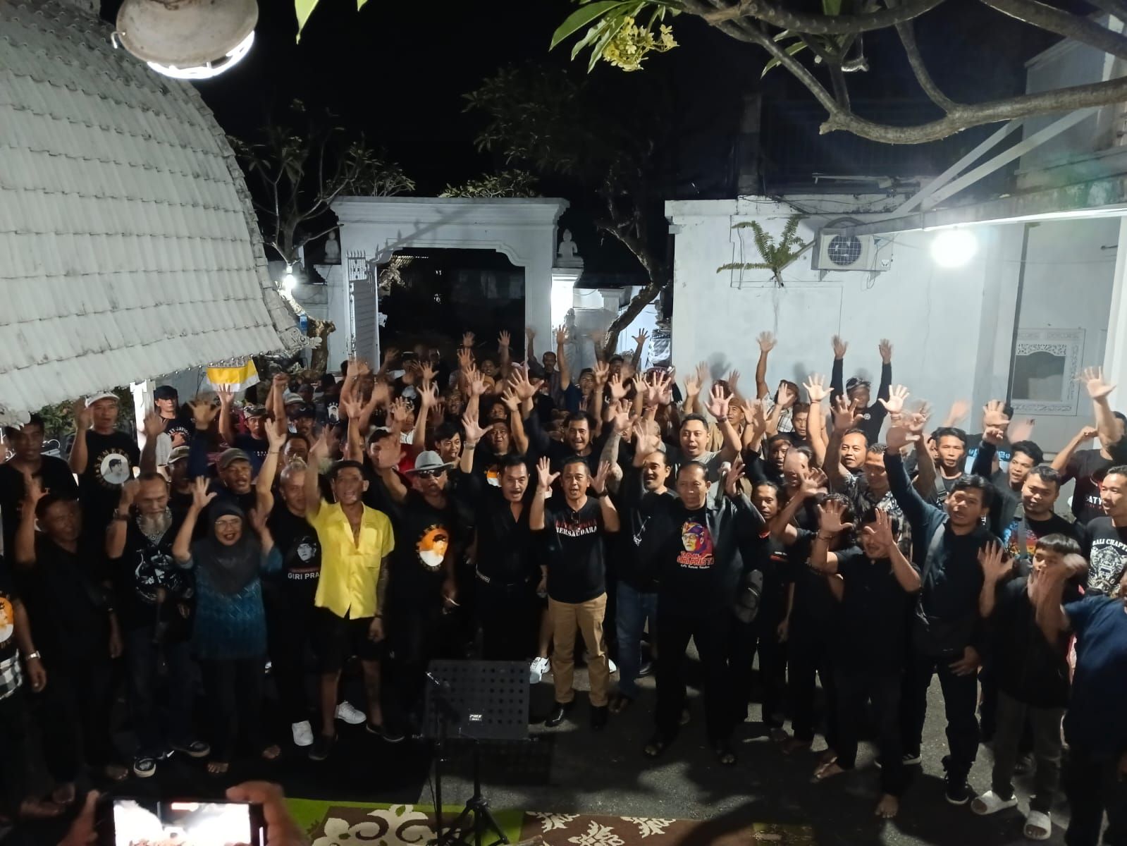 podiumnews.com-Relawan Duta Semesta Tabanan Dukung Koster-Giri