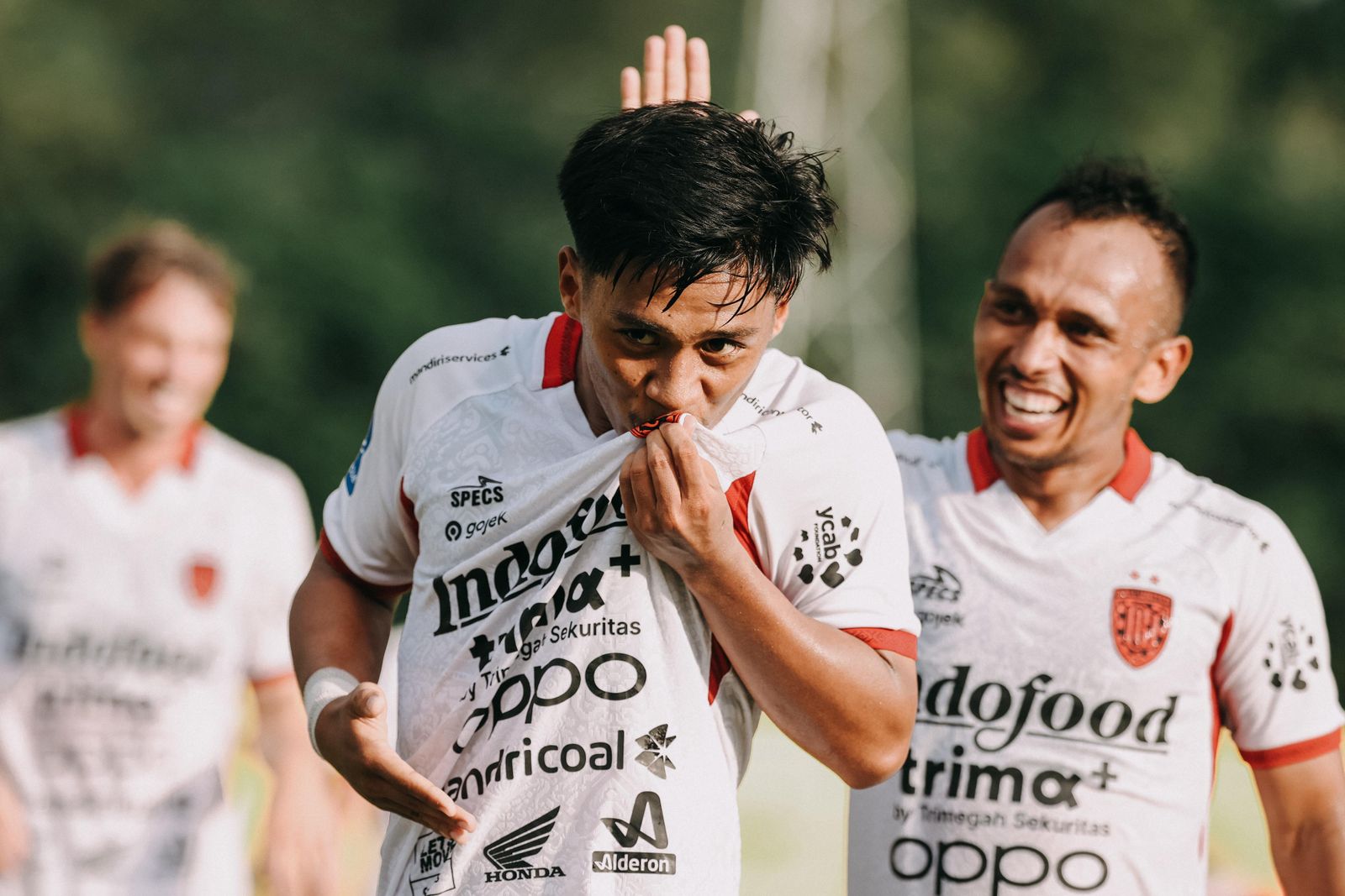podiumnews.com-Reyner Barusu Cetak Gol Bersejarah, Bali United Menang 3–1 di Padang