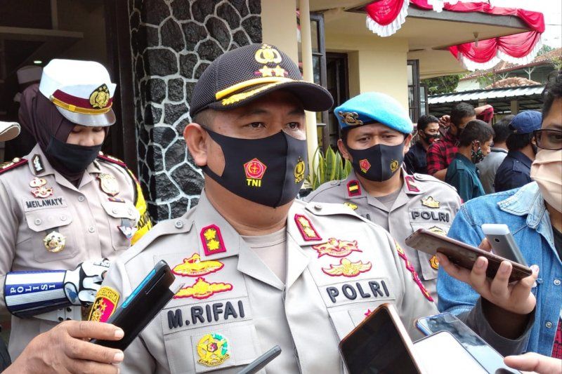 Paslon Undang Kerumunan Diancam Pembubaran Hingga Pidana 