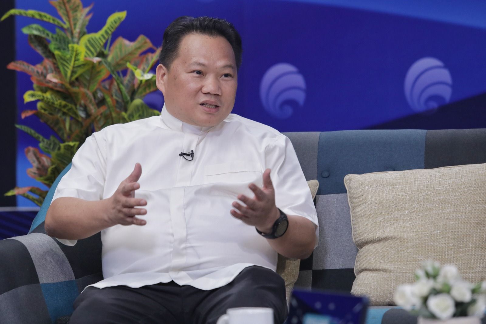 podiumnews.com- Ratusan Media Asing Liput Kunjungan Paus di Indonesia