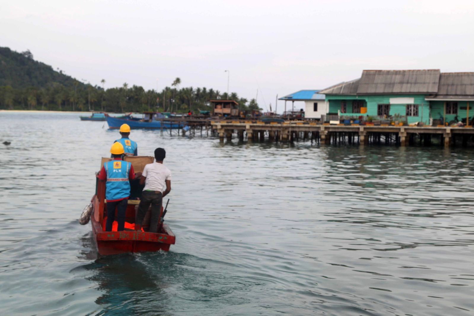 podiumnews.com-PLN Terangi 75.278 Desa di Penjuru Negeri