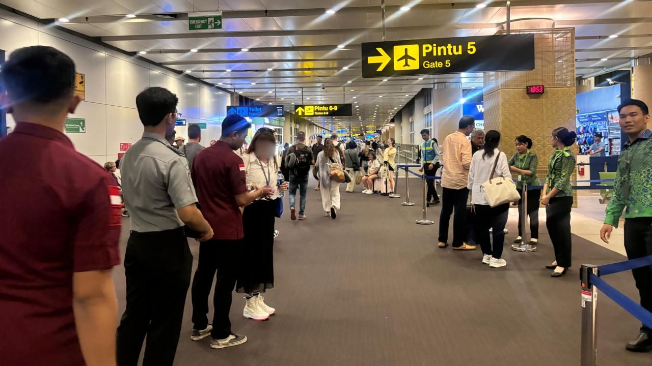 podiumnews.com-Warga Rusia Terlibat Prostitusi Diusir dari Bali