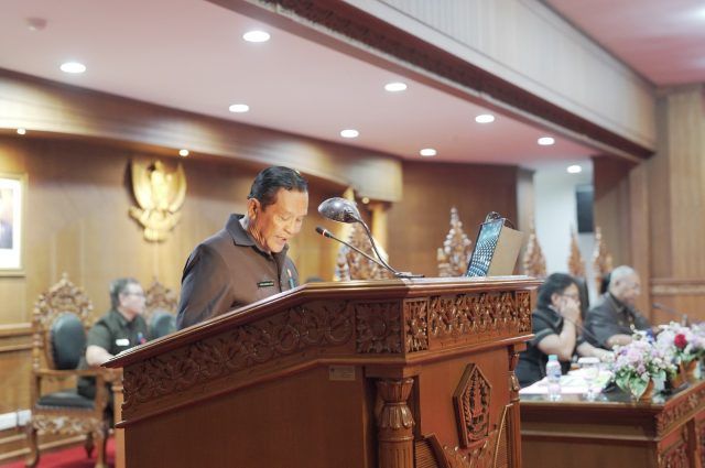 podiumnews.com-Fraksi PDI Perjuangan DPRD Badung Minta Pemerintah Susun Proyeksi APBD 2025 Secara Hati-hati