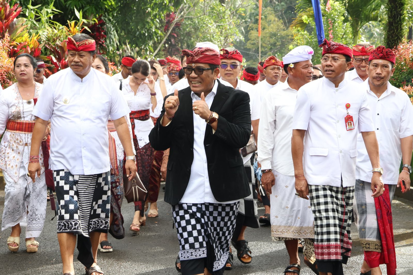 Gotong Royong Tabanan Dipuji Bupati di Dua Karya Agung