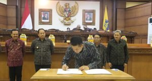 DPRD Bali Setujui Raperda APBD Bali 2025 dan Raperda Perubahan Bentuk Hukum Jamkrida