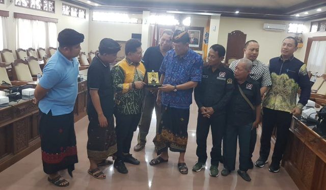 Setwan DPRD Bali Terima Kunjungan Setwan DPRD Kalsel
