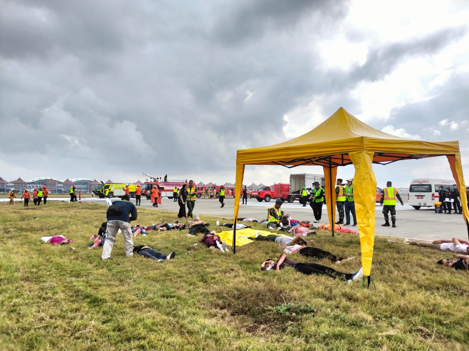 podiumnews.com-AP Simulasi Bandara Ngurah Rai Kondisi Darurat