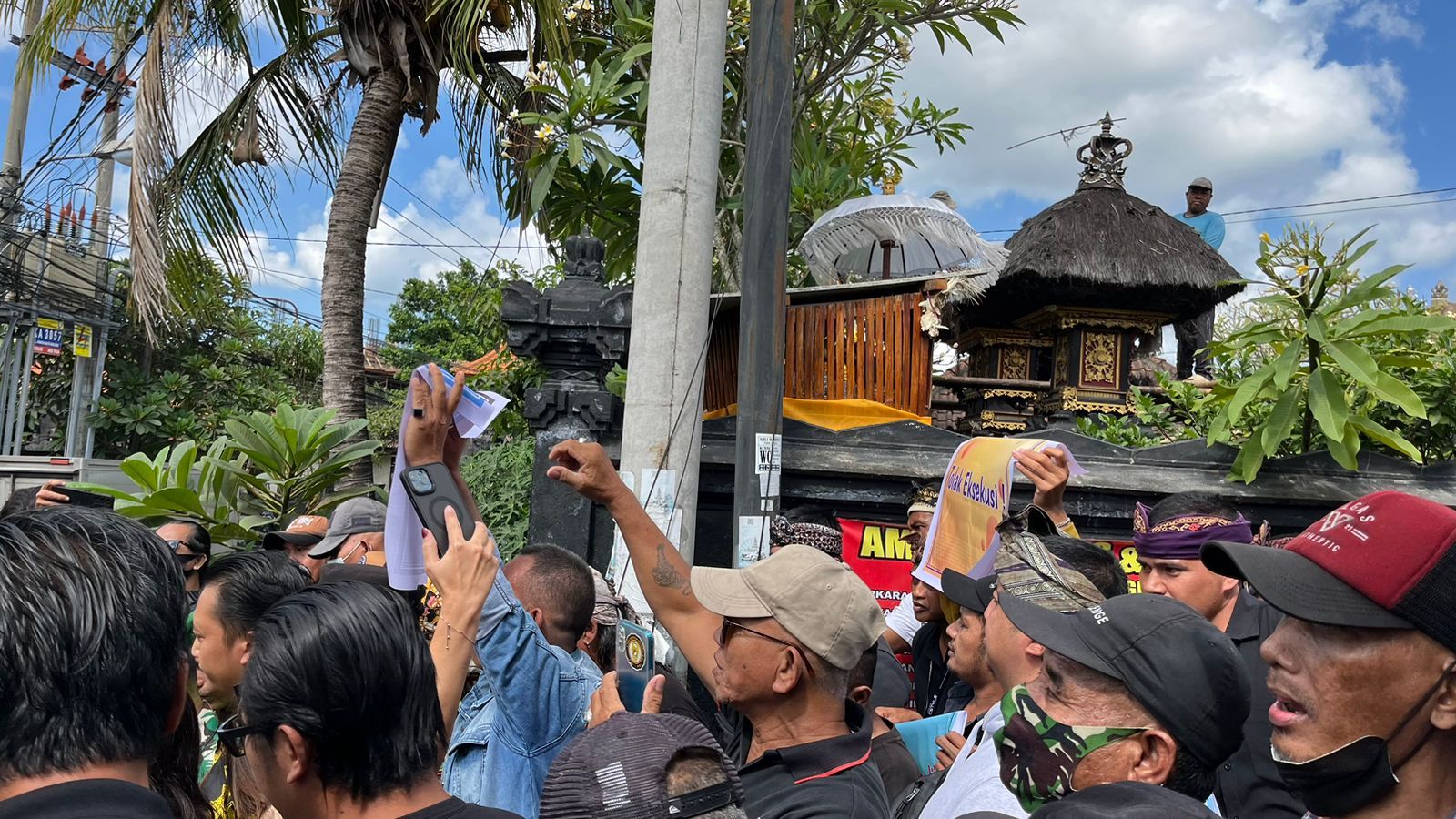 podiumnews.com-Indra Triantoro Tuding Ada Konspirasi Mafia Tanah