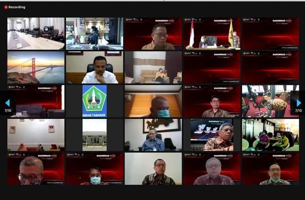 podiumnews.com-Sekda Bali Ikuti Rakornas TPAKD, Ini Arahan Jokowi