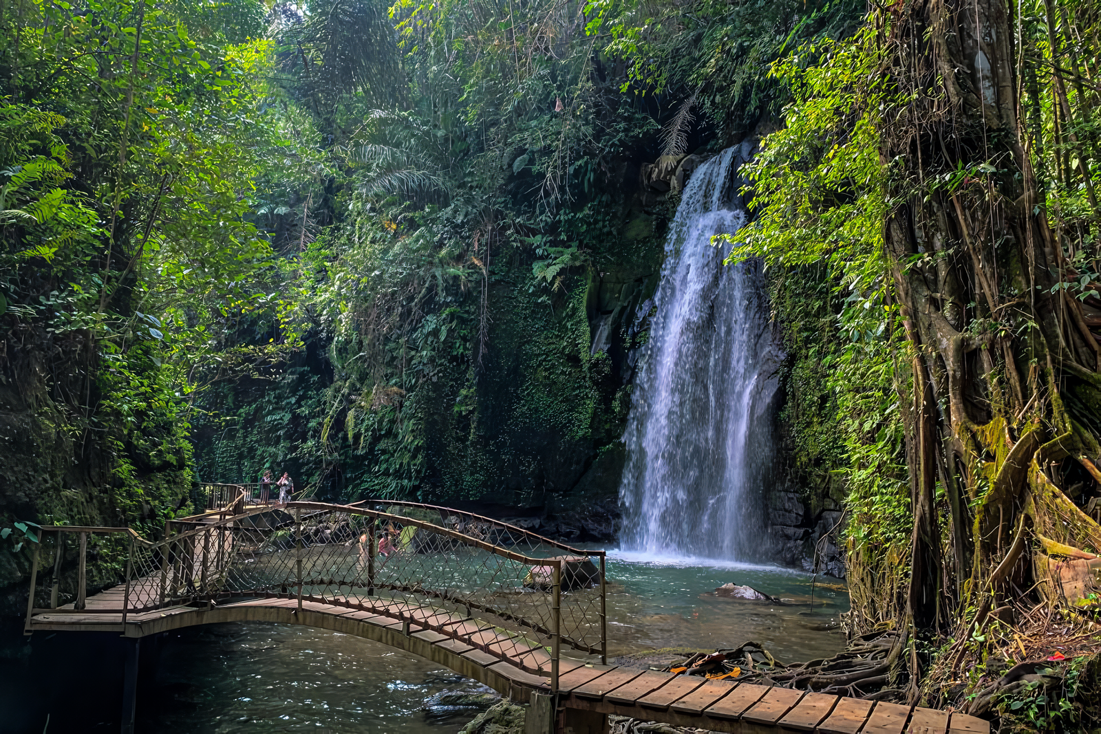 Air Terjun Ulu Petanu, Suasana Magis Ala Film Ghibli