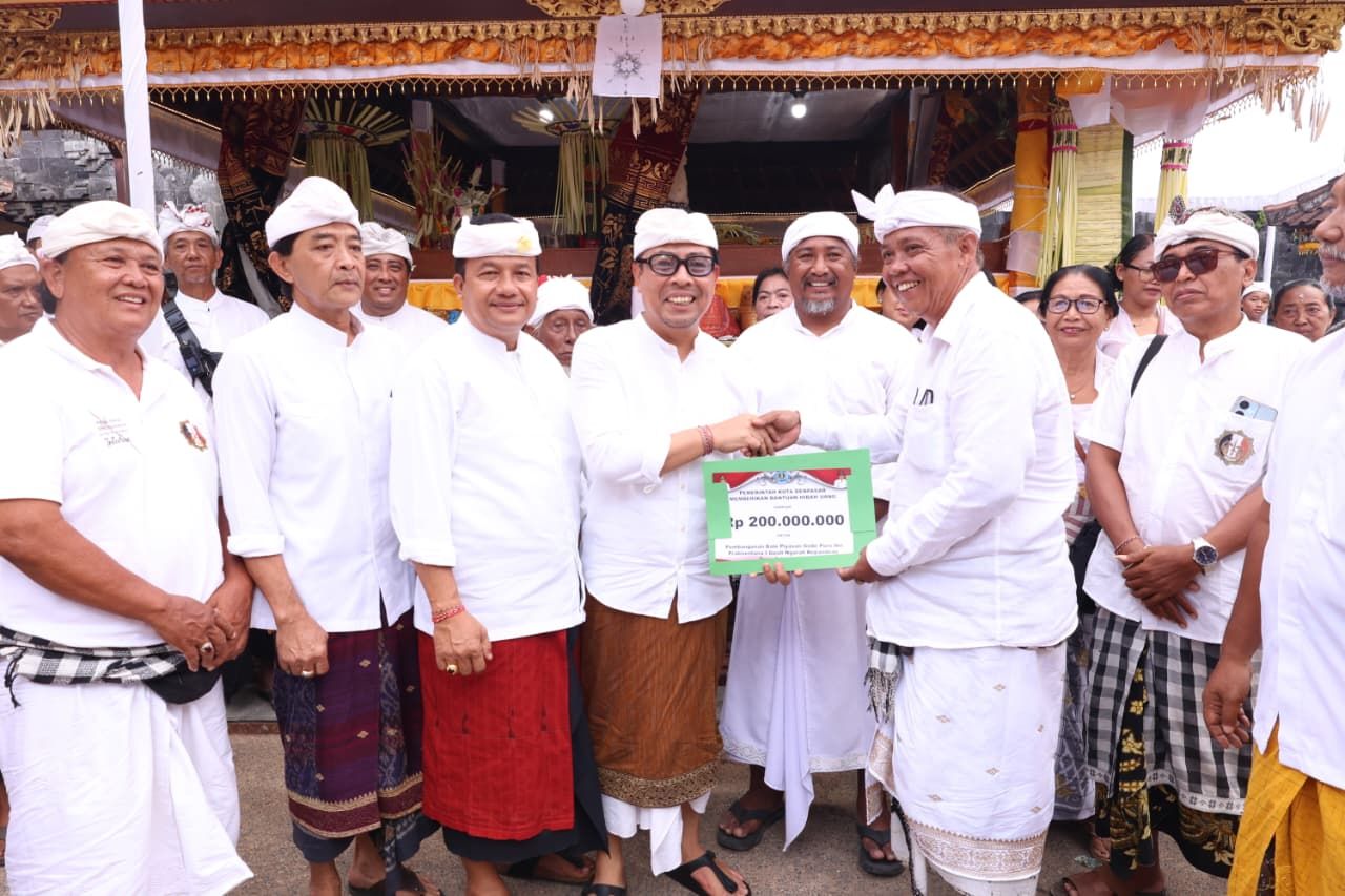 podiumnews.com-Tri Hita Karana Jadi Pesan Wawali Denpasar di Pura Ibu Intaran