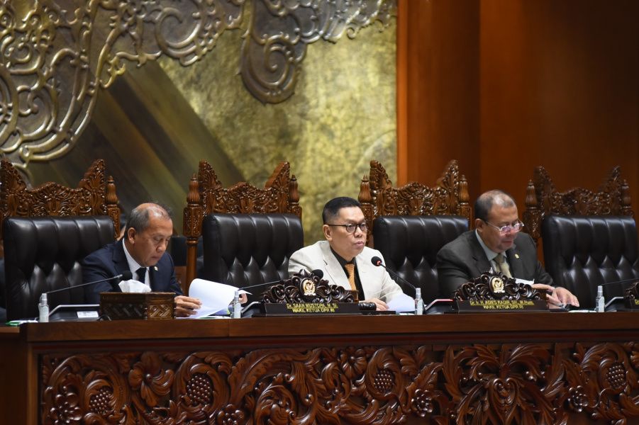 podiumnews.com-DPR RI Setujui Naturalisasi Tiga Pemain Sepak Bola