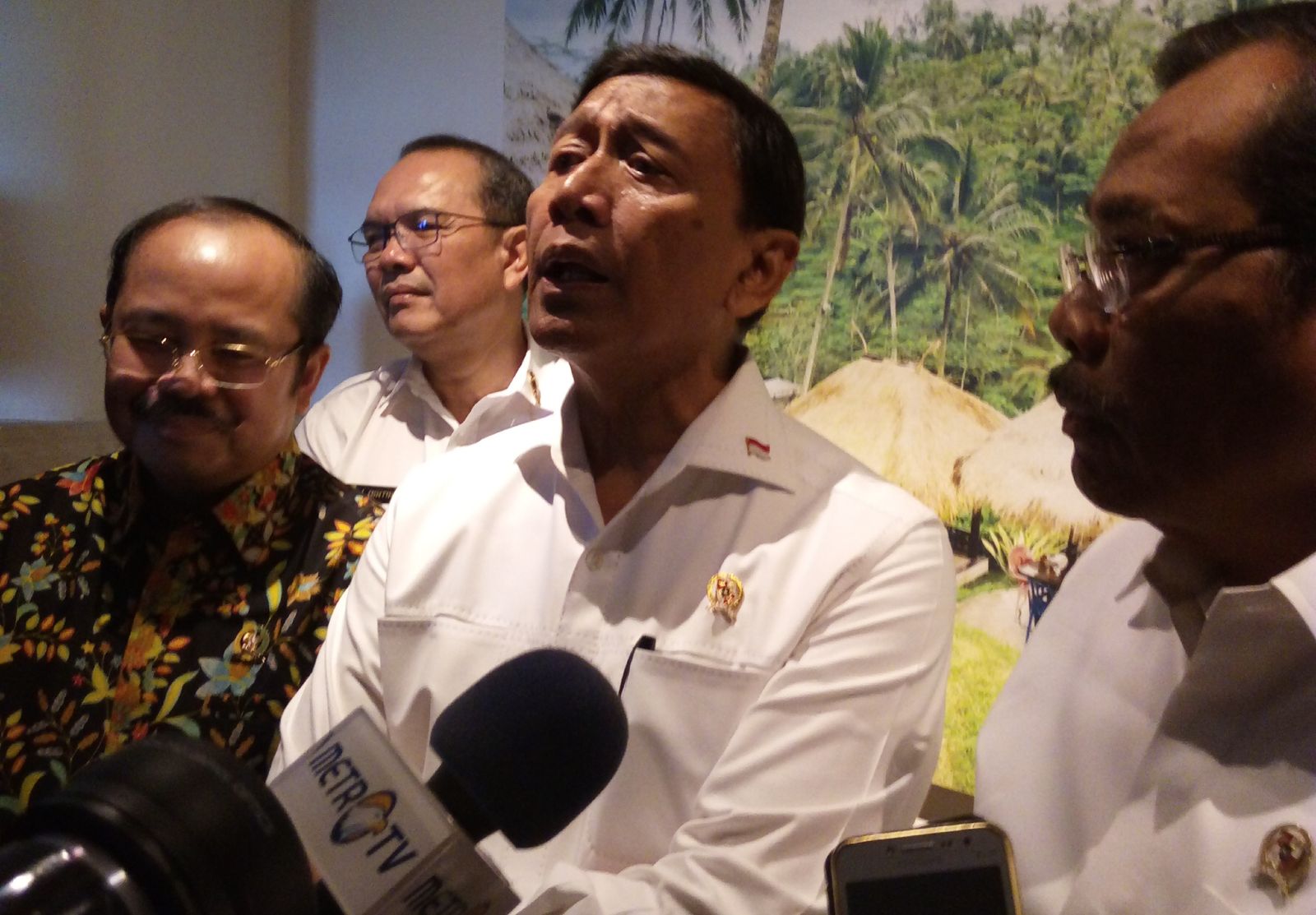 Wiranto Ingatkan Penegak Hukum Berlaku Profesional Soal Pilkada
