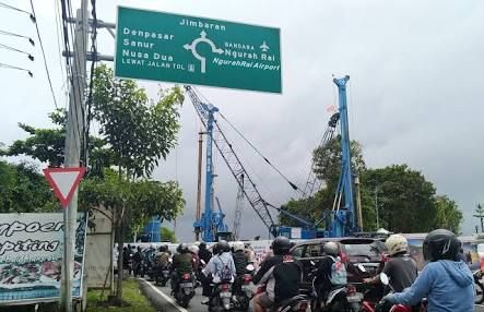Proyek Underpass Ngurah Rai Dikejar Waktu, Abaikan Kemacetan?