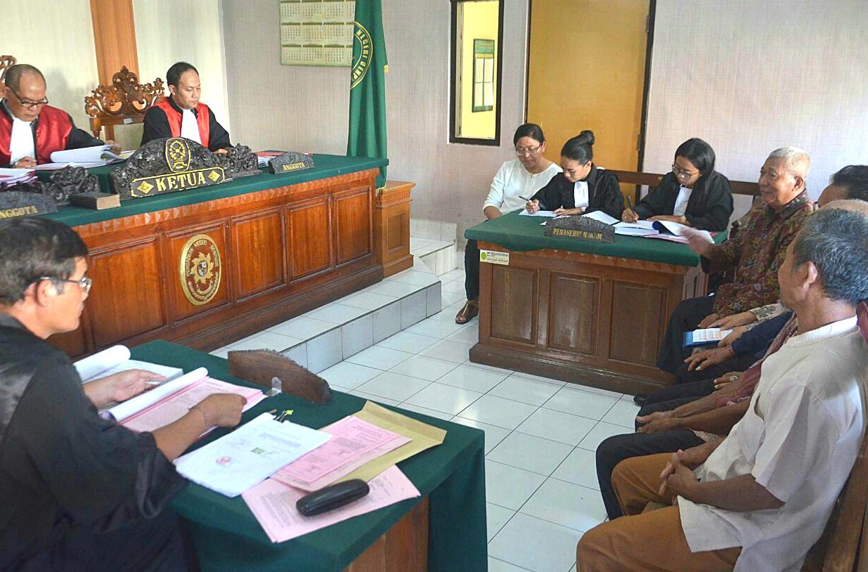 Mantan Bendahara Desa Mengwitani Divonis 2,5 Tahun