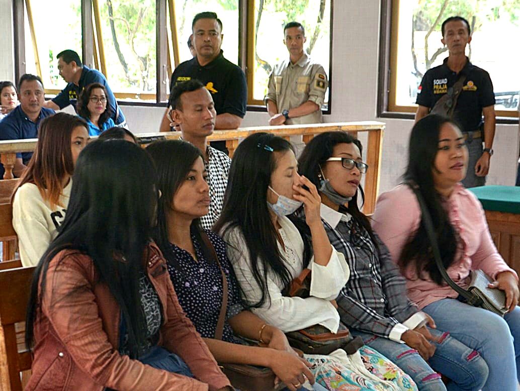 Puluhan Cewek Cafe Disidang, Bayar Rp 50 Ribu Langsung Pulang