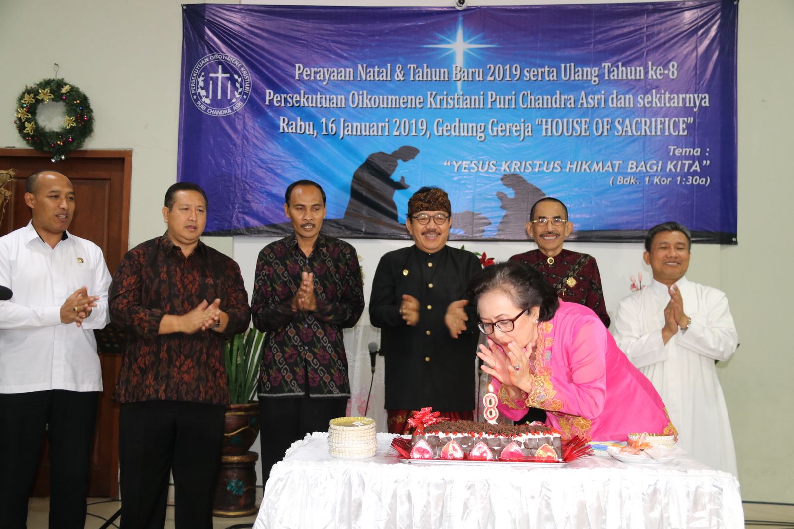 Wagub Ajak Umat Kristiani Jadikan Hari Natal Sebagai Cerminan Rasa Bakti