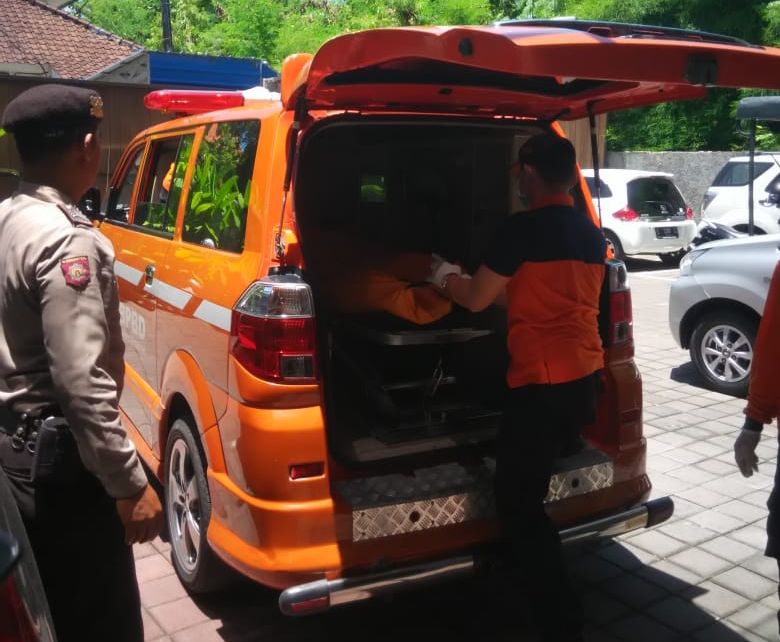 Anak Dilarikan Mantan Pacar, Bule Prancis Nekat Gantung Diri