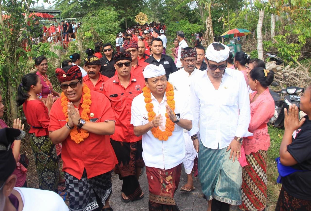 Menang Di Pilgub Bali, Ini Cara Koster Pikat Pemuda Agar Mau Jadi Petani