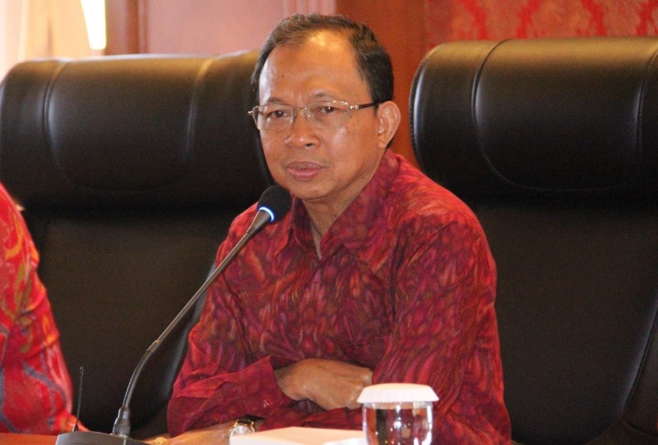 Kawal Pencapaian Visi Nangun Sat Kerthi Loka Bali, Koster Evaluasi Kinerja OPD